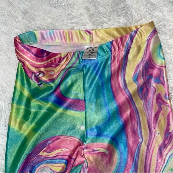 Drop dead rainbow leggings / size small - Picture 2 of 2